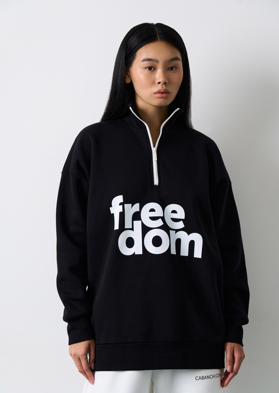Black color three-thread insulated sweatshirt with zipper and print "Freedom"